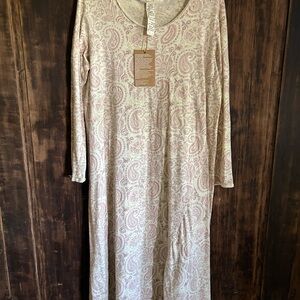 Elegant Paisley Long Sleeve Dress Magnolia Pearl Dylan Durga cotton tee dress